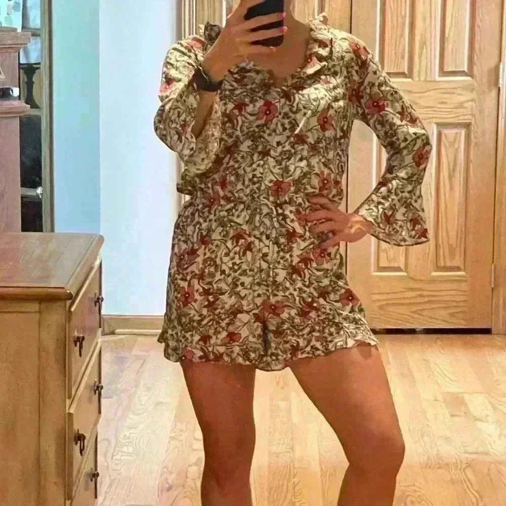 Jessica Simpson Multicolored Floral Romper - Picture 5 of 14